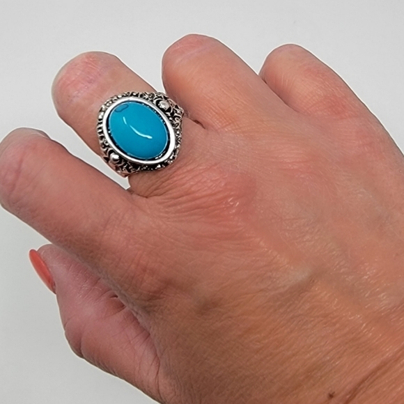 Boutique Brand Jewelry - Turquoise Stainless Steel Ring.